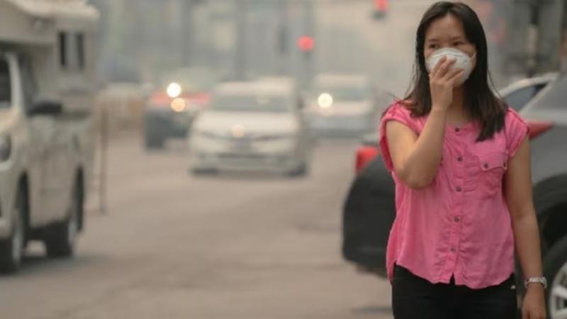 दिल्ली में सांस लेना हुआ मुश्किल, AQI 400 के पार, 16 स्टेशन गंभीर कैटेगरी में…जानिए क्या करें?