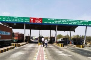देशभर में अगले साल तक पूरी तरह बंद हो जाएंगे टोल बूथ, नए व्यवस्था होगी शुरू